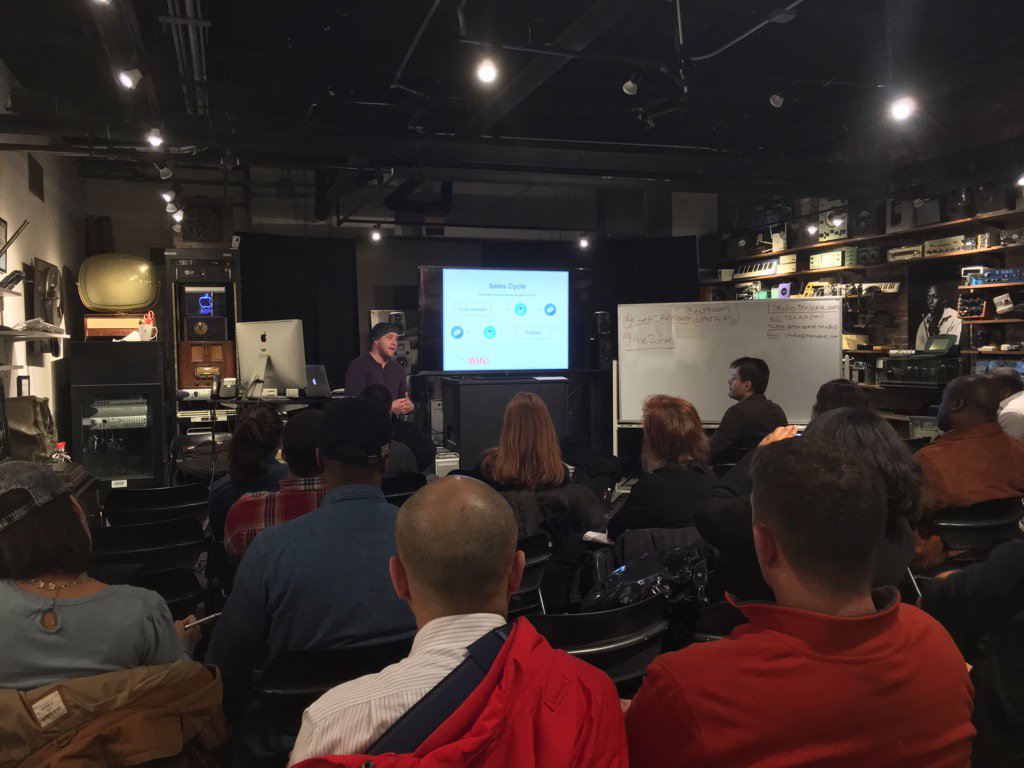 tekservestudio's tweet image. #salescycles @TheZoltan from @GetCroissant