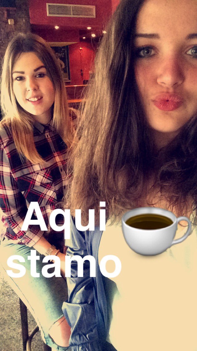 DariaDraw's tweet photo. Ya somos socias, chupitos gratis🤗 #DavidBar lo mejor😋🤑 https://t.co/y8bfqsr0dx