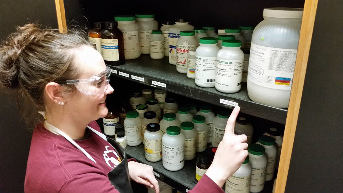 wnchem's tweet photo. Excellent organizational work by my chem teaching colleagues! @MrsRogersWNHS #Labelmaker #ProductiveTeamBuilding https://t.co/UFUNvvLlmL