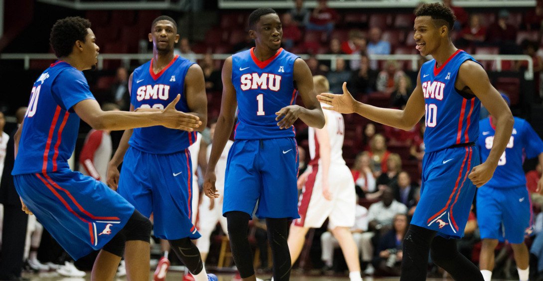 SPORTalkSMU's tweet photo. SMU is taking on Memphis right now! Come join the excitement with Sportalk! #PonyUp https://t.co/A699uPIZAw