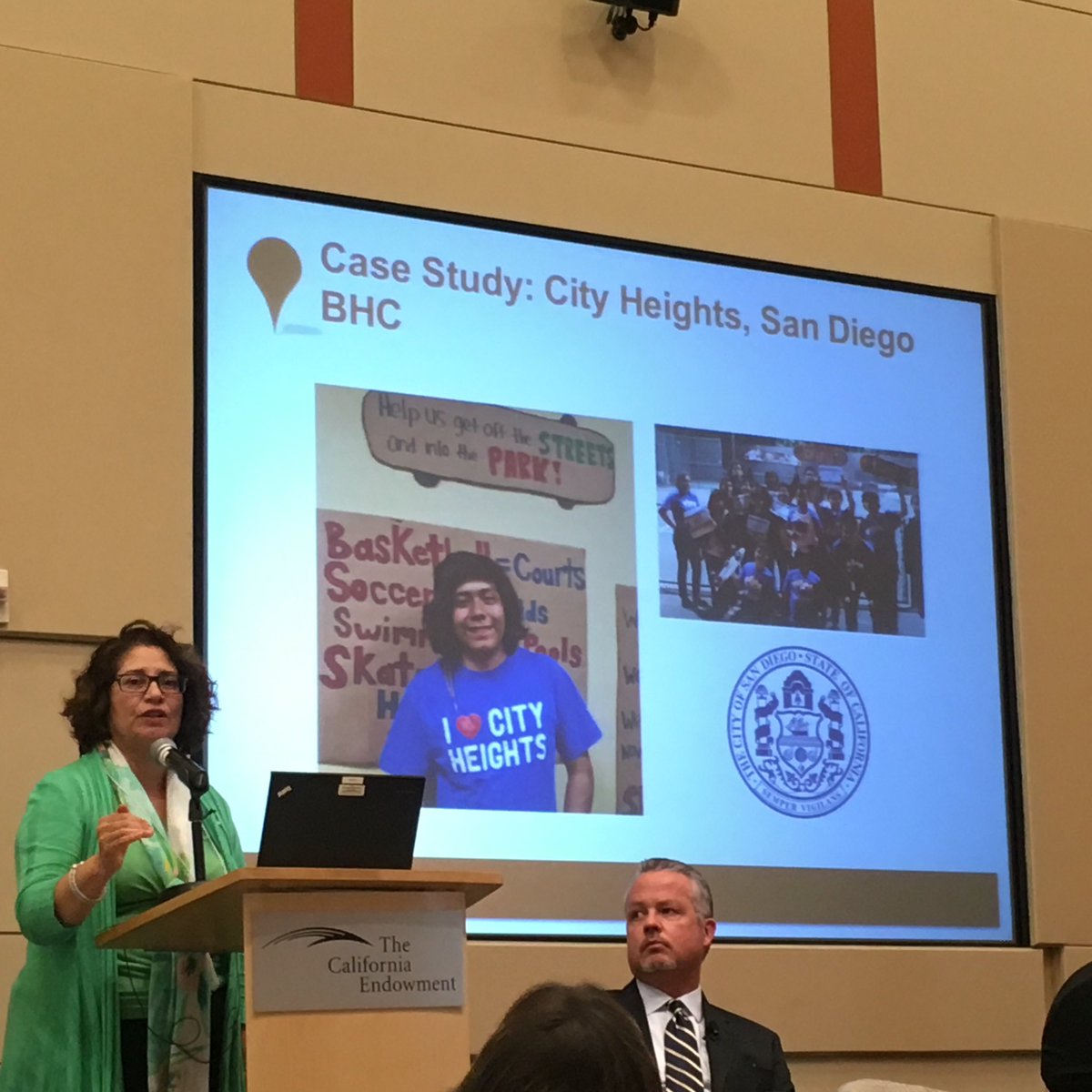 ShayoAnna's tweet photo. shoutout for the #cityheights #SD #community #skateparks achieved by resident collaboration! #midcitycan #FOCE2016 https://t.co/PYJAfUp29C
