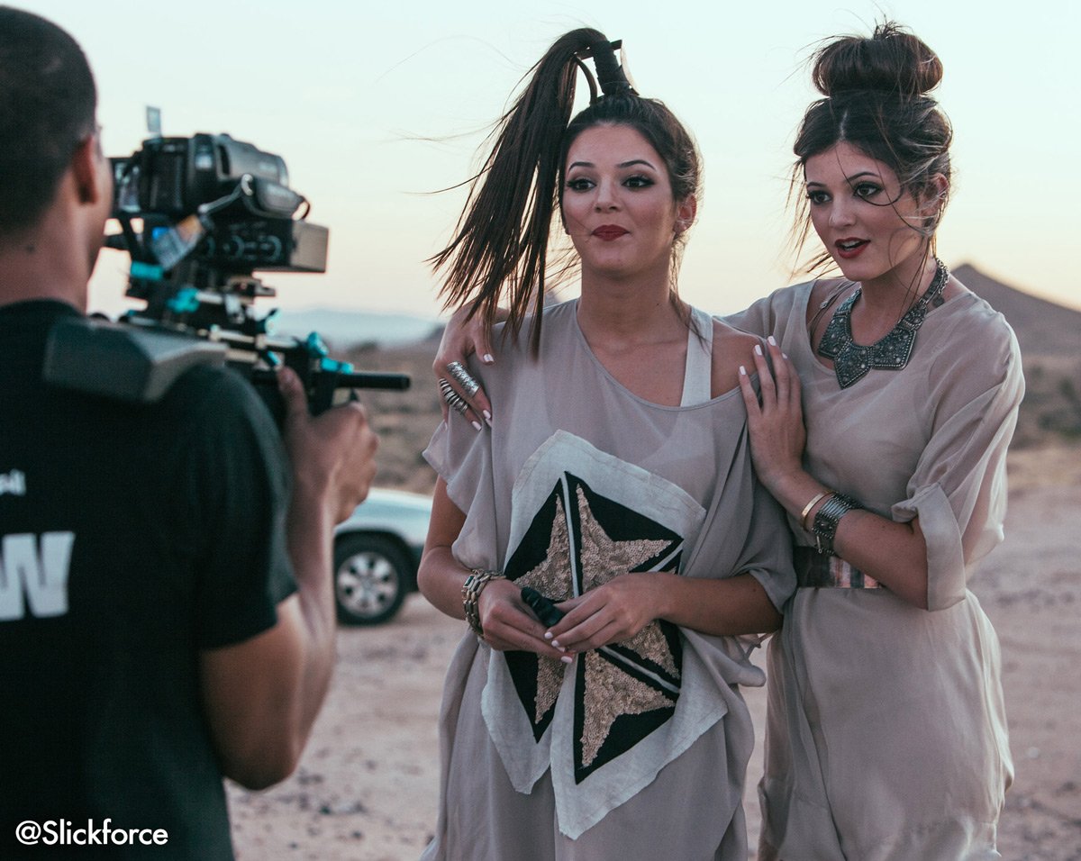 Slickforce's tweet photo. @KylieJenner helps big sis @KendallJenner get the words out on a shoot with @NickSaglimbeni. https://t.co/df5gf8mN2W https://t.co/73CBjrngYn