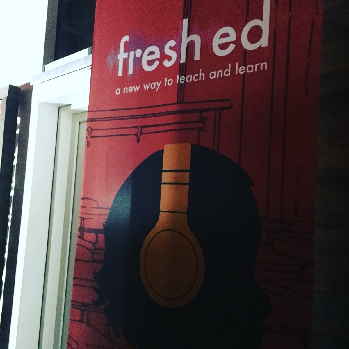 malikahcreates's tweet image. Going down now. #freshed #uap