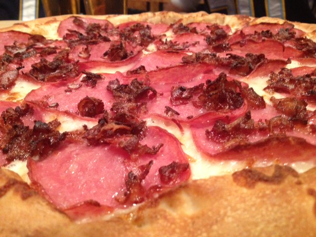 WoodstocksDavis's tweet photo. #WILDEDEAL: Use code BACON to get FREE Bacon on any pizza!! Happy Bacon Day!! π π· #nationalbaconday #FreebieFriday https://t.co/V8ixaIqBA8