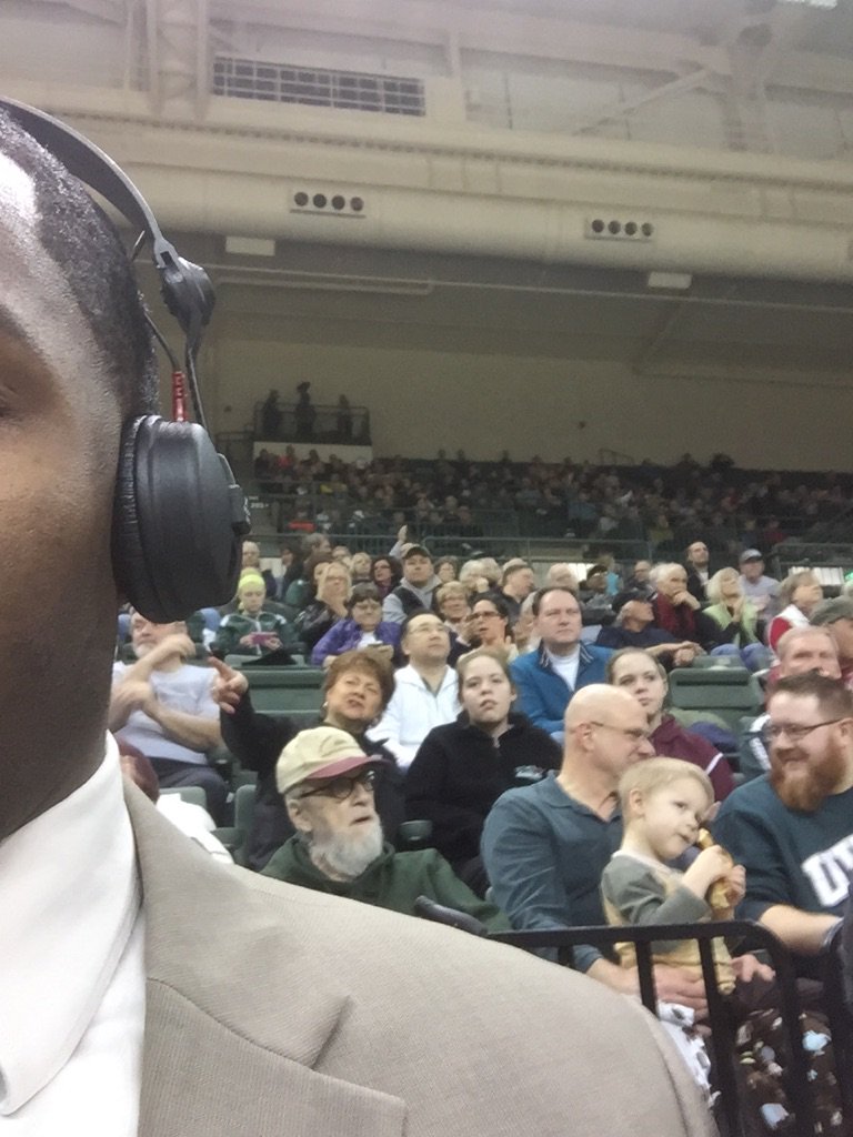 CorderoBarkley's tweet photo. @EyeMDinGB supporting the Season Ticket Holder of the game. #legend #inhisownrite #inhisownmind https://t.co/iNGcbam58J