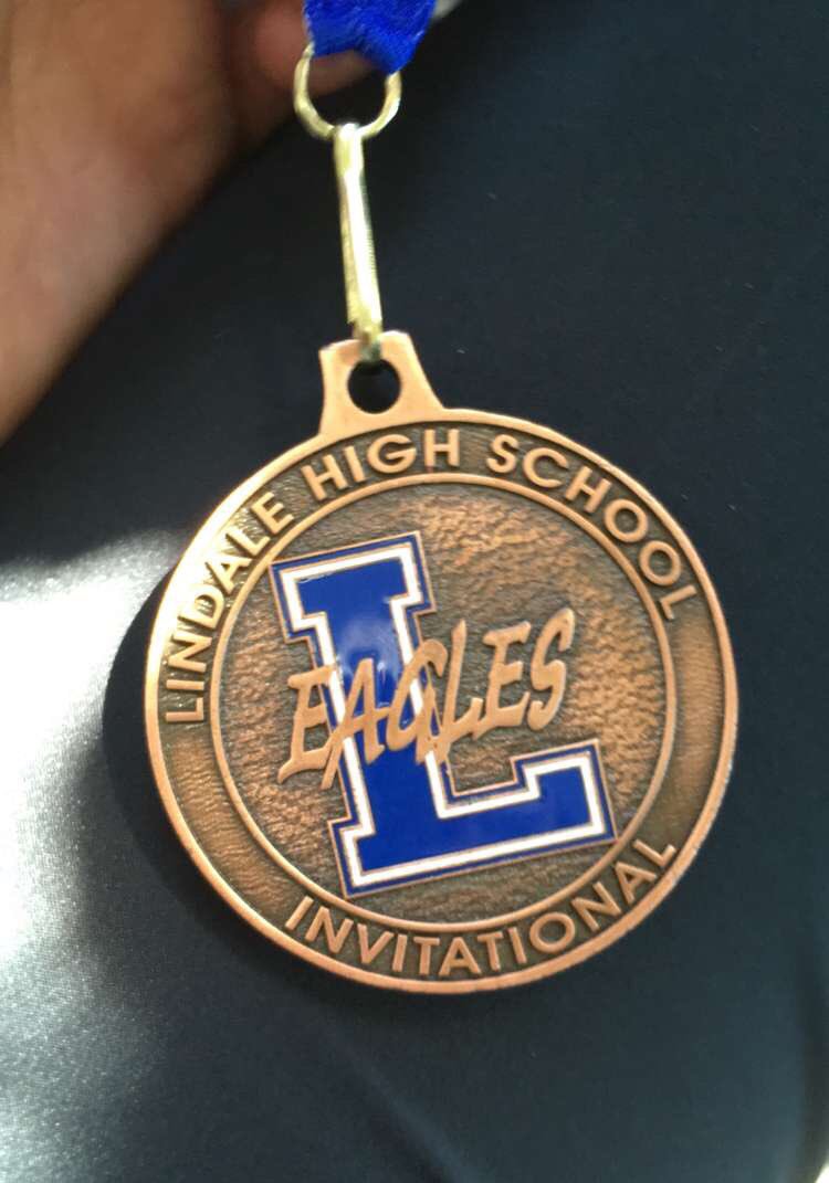 haleymm1214's tweet photo. Today was such a good day😊⛳️ #3rdPlace https://t.co/Wwph7H2lro