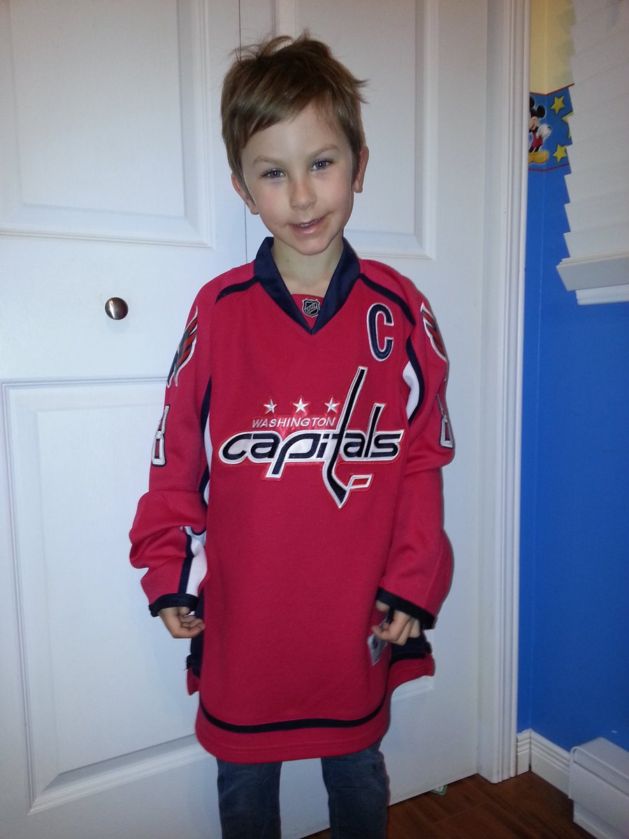 SteeveGuil's tweet photo. @ovi8 I'll be at DC at the end of March.  My son doesn't want any gifts, but he asked your autograph on his jersey. https://t.co/GqtZA3gaSL