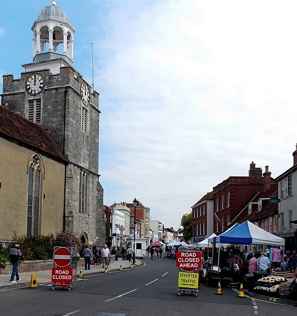 It's nearly the weekend. Head to #Lymington for our great market and even better people! #NewForest