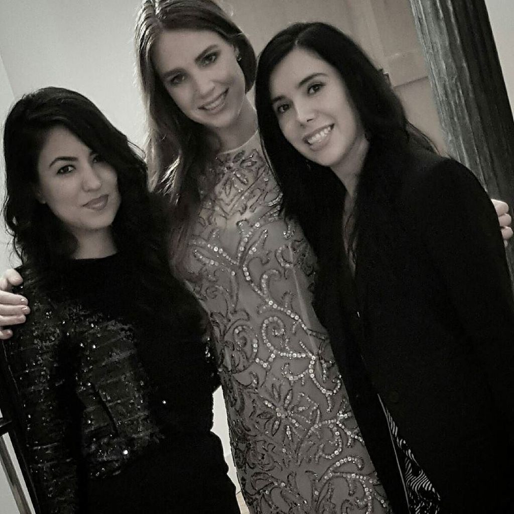 #TBT with @royallacebridal and @annacampbellbridal at the 2015 New York Bridal Fashion Week!
#weddingblogger #frien…