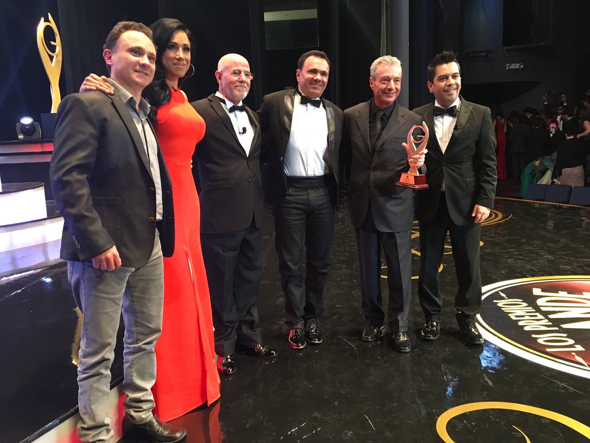 PremiosGrande's tweet photo. ¡Grandes momentos se vivieron hoy en #PremiosGrande2016!

Gracias por acompañarnos https://t.co/mvZNBVs9dw