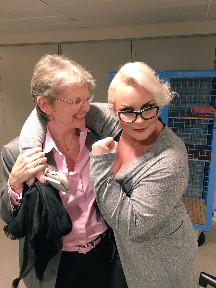 JordiMadd's tweet photo. Art.Dir. @Liceu_cat C.#Scheppelmann & star #Wagner #soprano I.#Theorin after dress rehearsal of #Götterdämmerung 💪🏼🎶 https://t.co/qp8vmg1vyi
