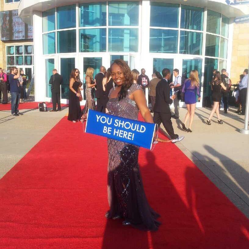 teamliftoff's tweet photo. Consuela Gordon is WorldVentures newest Senior Rep!  Way to RankUp Consuela!  We ❤️ U!#MomentumMadness 
#TLOMO https://t.co/TdeNGCt0Wk