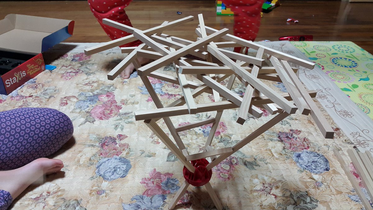 happycrying's tweet image. 하면 할수록 재미있는 #가족보드게임 #스택시스 !!
눈 뜨면 이 #보드게임 먼저 챙기는 아이들 ㅎㅎ

kandy5004.blog.me/220638698500