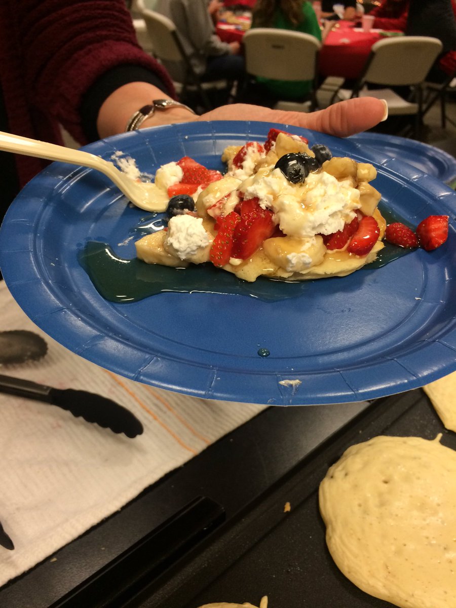 AnneWortham's tweet photo. Better than IHOP and it's FREE at the source from now until midnight 😋 https://t.co/lw3ntD54L5