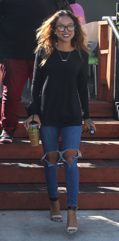 monacochanel's tweet photo. Cute gal! Karrueche Tran rocks the casual chic! - https://t.co/kZrk4pTryI https://t.co/4UF3SPcCAI