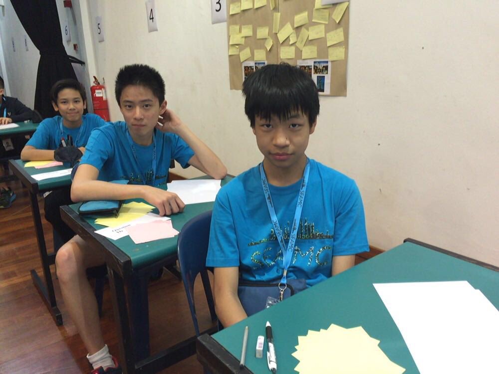 cathbuckley1's tweet photo. Passback round #wis_hk #SEAMC2016 #welovemaths https://t.co/10TRxS0IwT