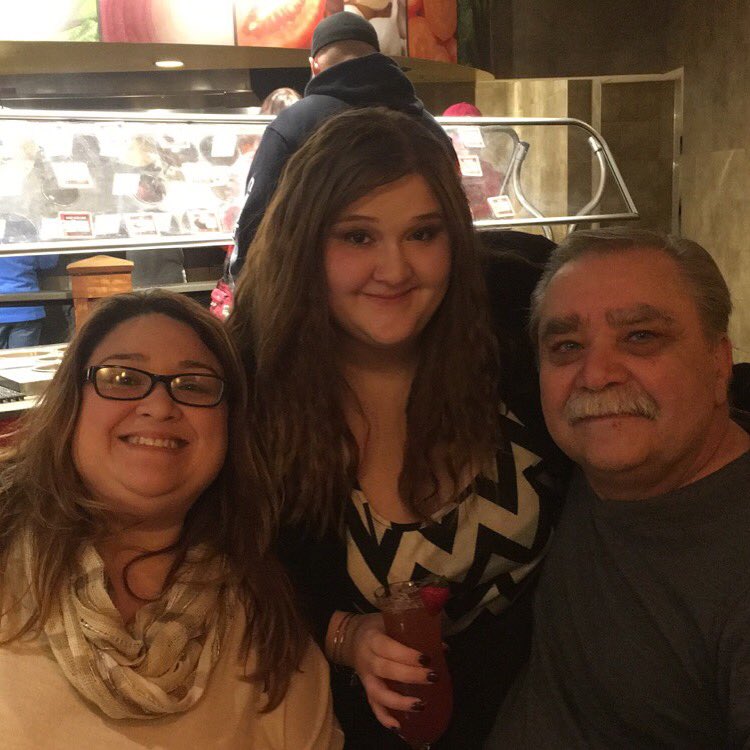 MadisonHaley95's tweet photo. Highlights from today β€οΈ #imtwentyone #birthday #family #birthdaygirl https://t.co/RM9H0YoJyw