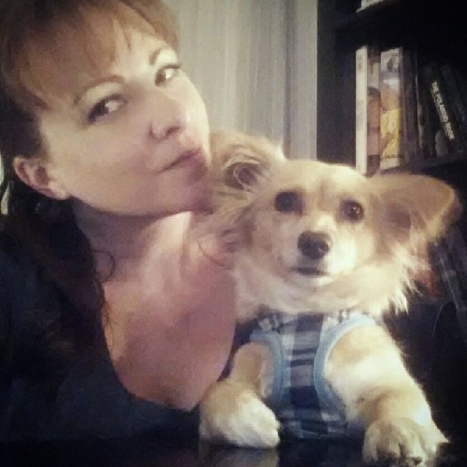 #melfie #OhMel https://t.co/30nY0WsByU<a href="/tag/melfie"class="tags">#melfie</a><a href="/tag/ohmel"class="tags">#OhMel</a>