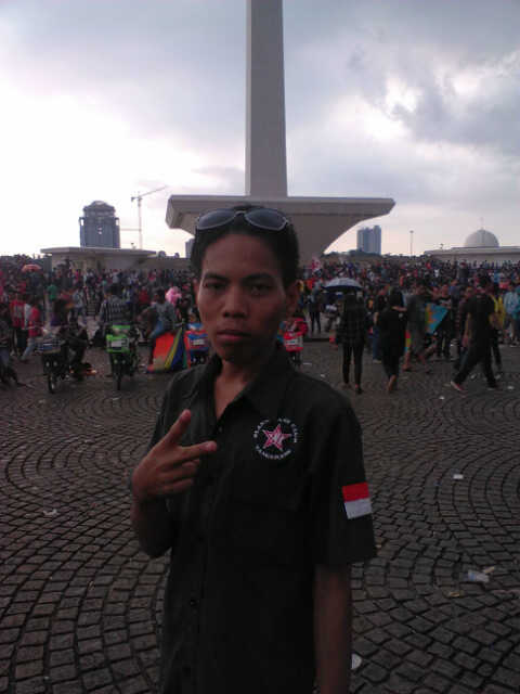 melon_gunawan's tweet photo. Kerja keras kalau kamu mau RocknRoll ! https://t.co/PTzl40MmiP