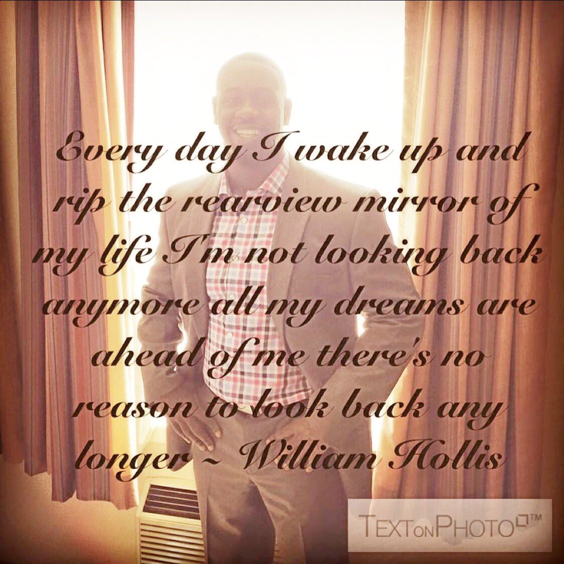 kinghollis_co's tweet photo. Good morning Kings and Queens #Nomorelookingback #Focus βπΏβ€οΈ https://t.co/LO4HRBewmz