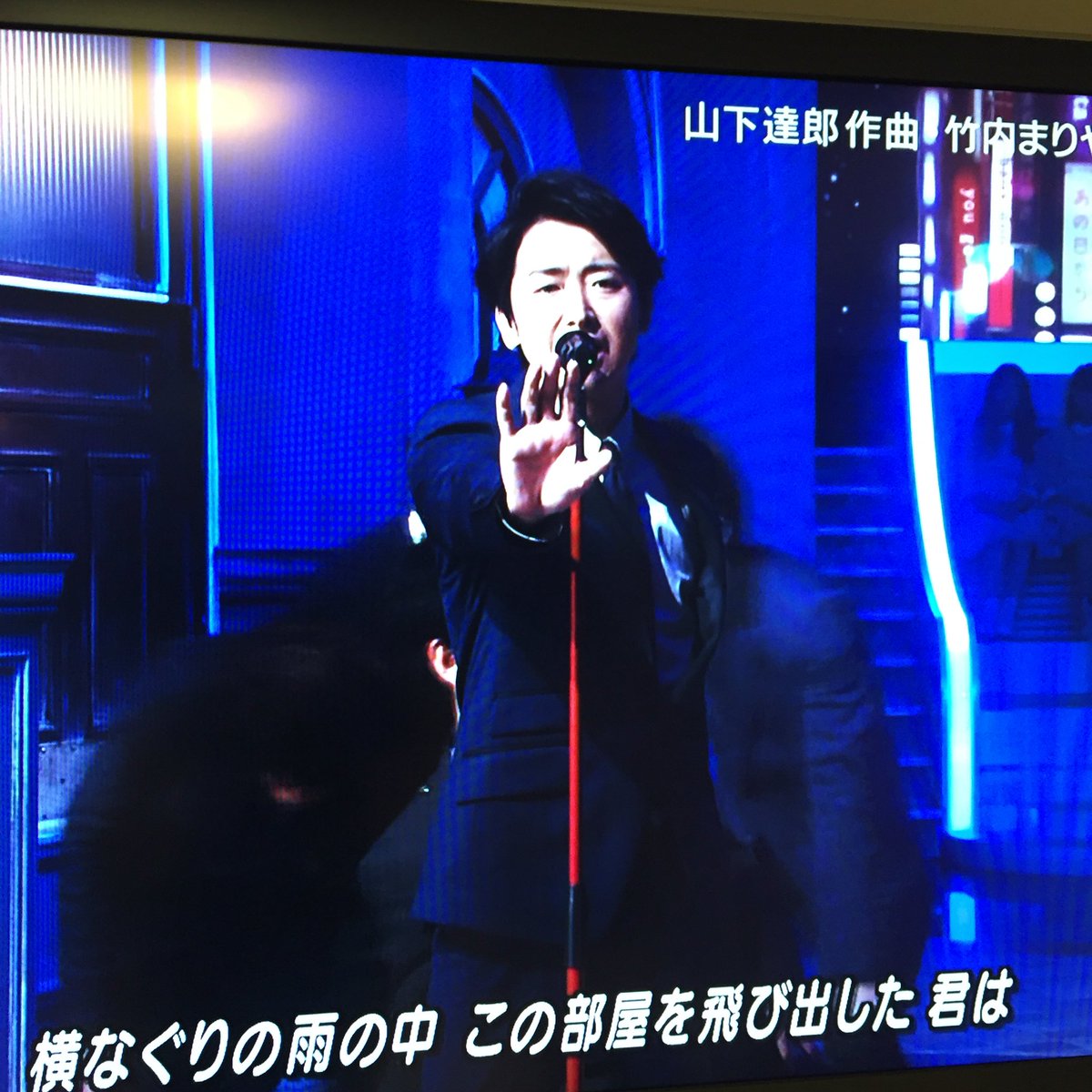 arsGzy7's tweet photo. 今回はカメラ目線ないのざんねん。さとしくんの黒髪やばい。成瀬さん再来やばばば#Mステ https://t.co/gQGiQakZXu