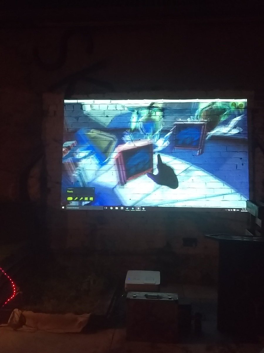 SK_BARSK's tweet photo. Hey there's a vive in our backyard tonight. #playupperth https://t.co/pG229VWnWU