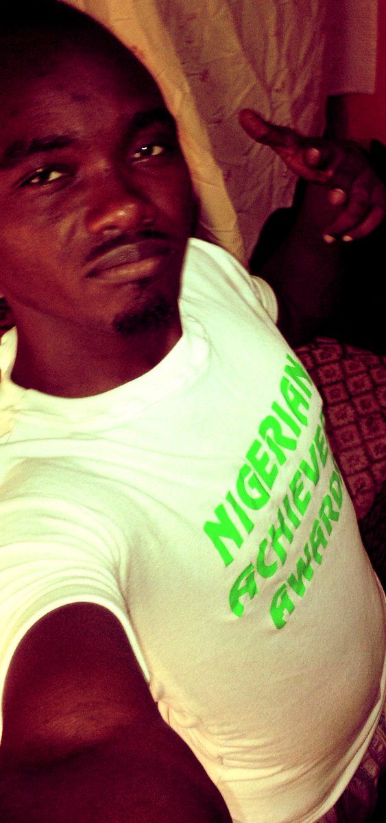 NGA_Award's tweet photo. #NIGERIANACHIEVERSAWARD:2015 @JAIYEKUTI @FOLUKEDARAMOLASALAKO @iam_puffytee @BKMEDIACONCEPTS @GoldmyneTV https://t.co/2ag75pTTAr