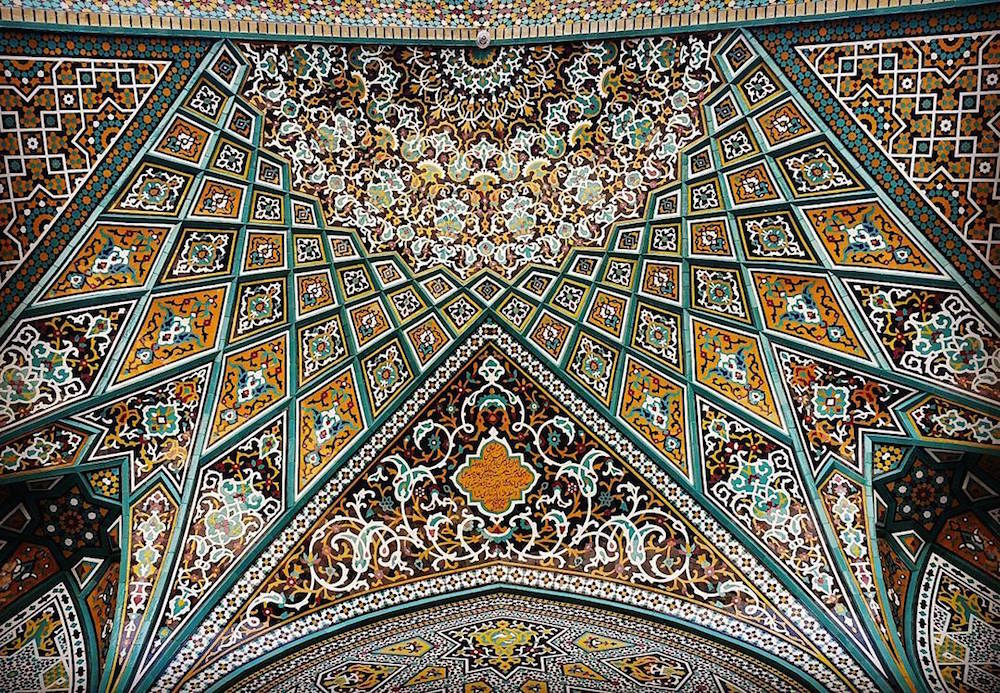 YettioTravelMag's tweet photo. The Tessellated and Elaborately Detailed Ceilings of Iranian Mosques  https://t.co/6fKHjoPBPX #Iran https://t.co/TfvFOXQUV8