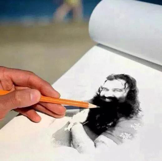 arungoyal307's tweet photo. @Gurmeetramrahim
#In497MSG2 

जब सारी दुनिया सोती है तब तू जगता है, ऐ चाँद आशिक तू भी गजब का है https://t.co/TXl4Bq9aPA