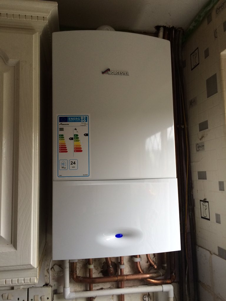 rapidph's tweet photo. Another two @WorcesterBosch #boiler installed 8yrs #guarantee #happy #wirral #liverpool #centralheating #keepworm https://t.co/tOi8FMGsoU