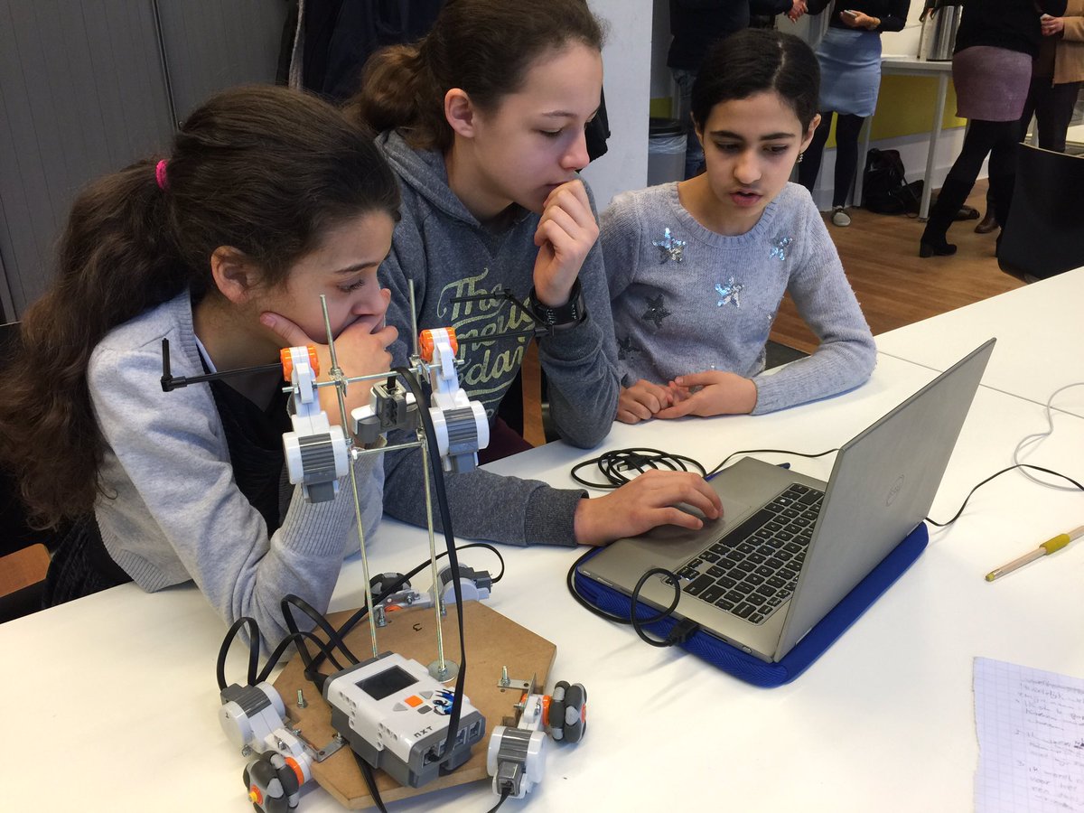 raytalks's tweet image. Girls in tech. 👌🏽 #coderclass @codaisseur