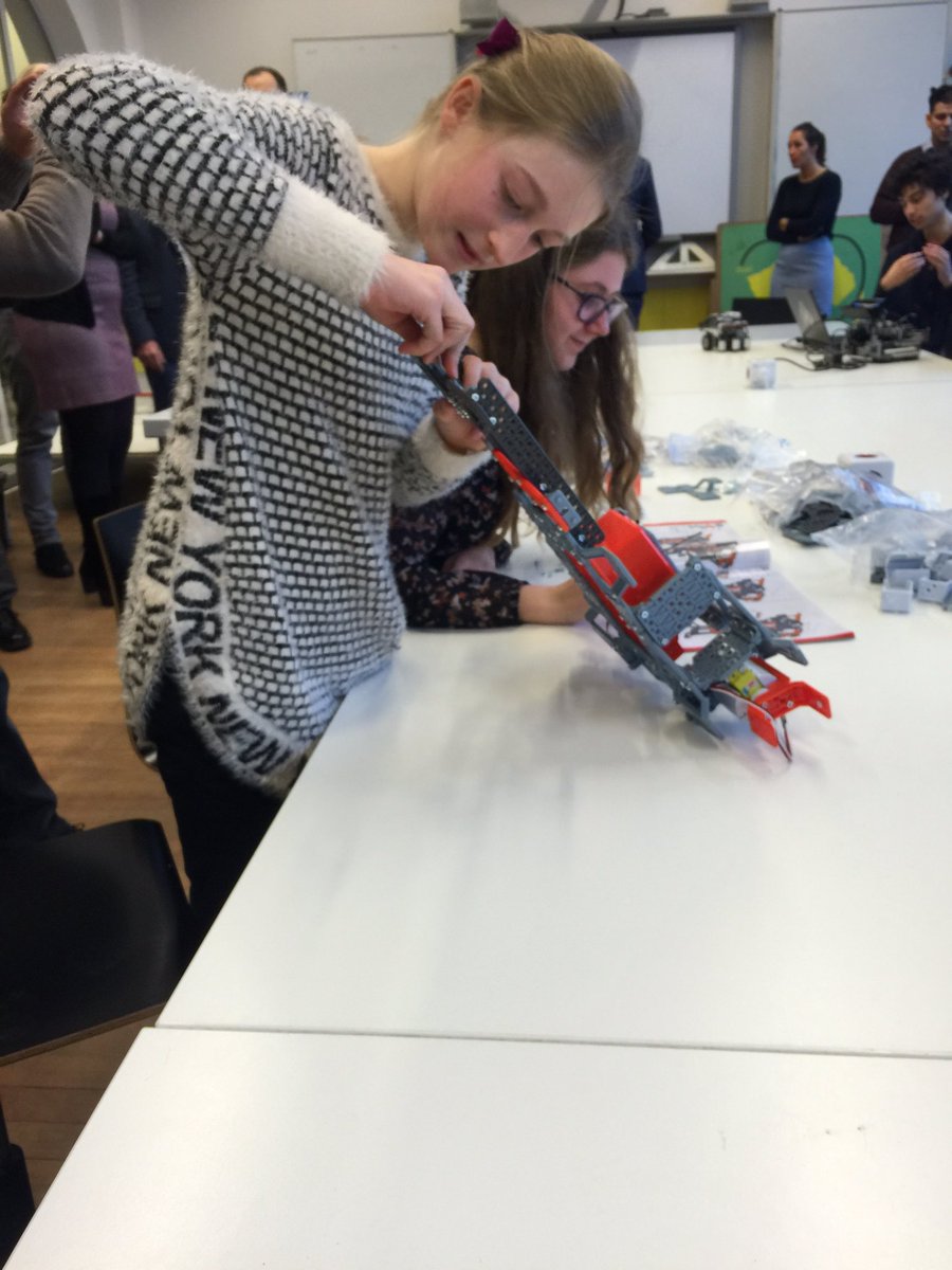 raytalks's tweet image. Girls in tech. 👌🏽 #coderclass @codaisseur