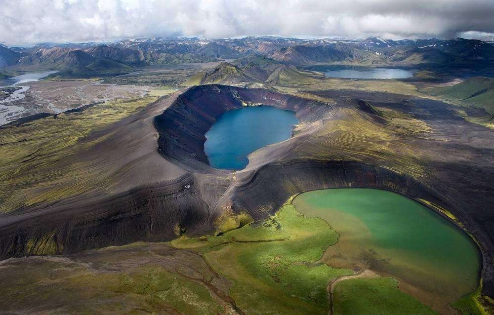 WowViewz's tweet photo. Iceland https://t.co/kOLLmTpXbX