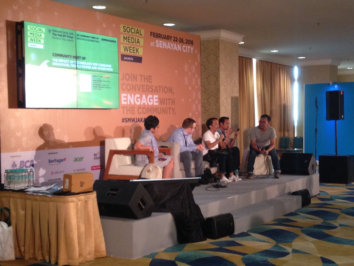 smartfrenworld's tweet image. Makin seru nih di sesi tanya jawab Community Meet Up ini #SMSCHore #Generasi4G