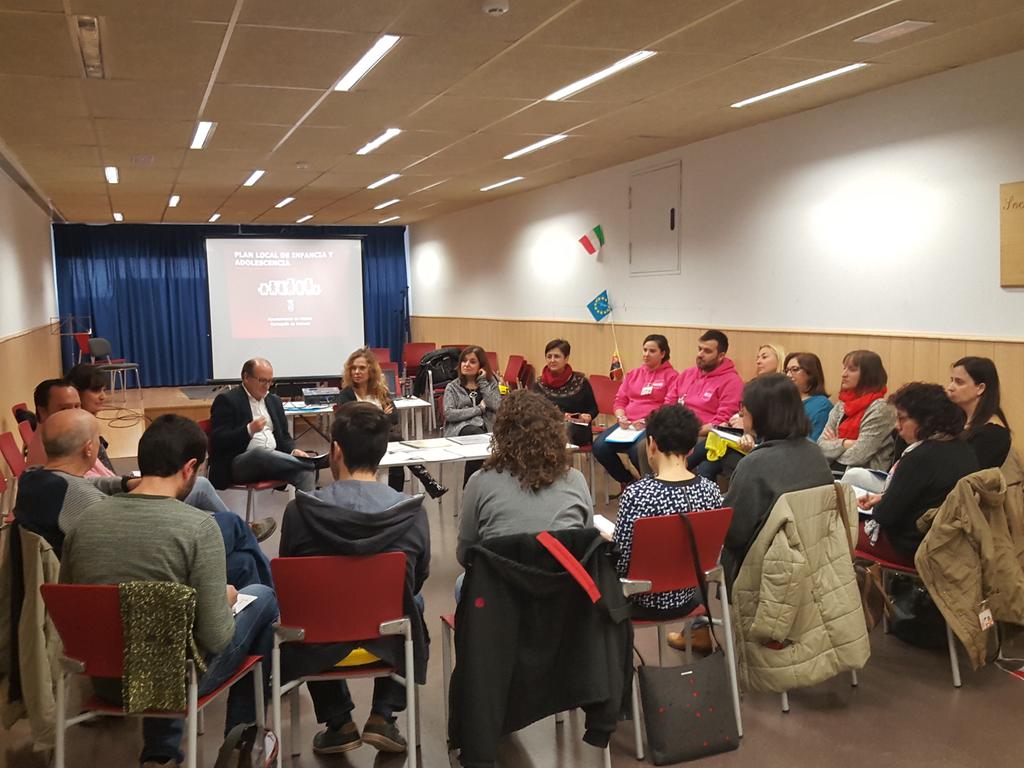 QuartJove's tweet photo. Comencen els tallers de Participació Infantil i Plans d'Infància a #CAItrobadaCV #QuartdePoblet #XarxaJove https://t.co/y9oYtjhLUb