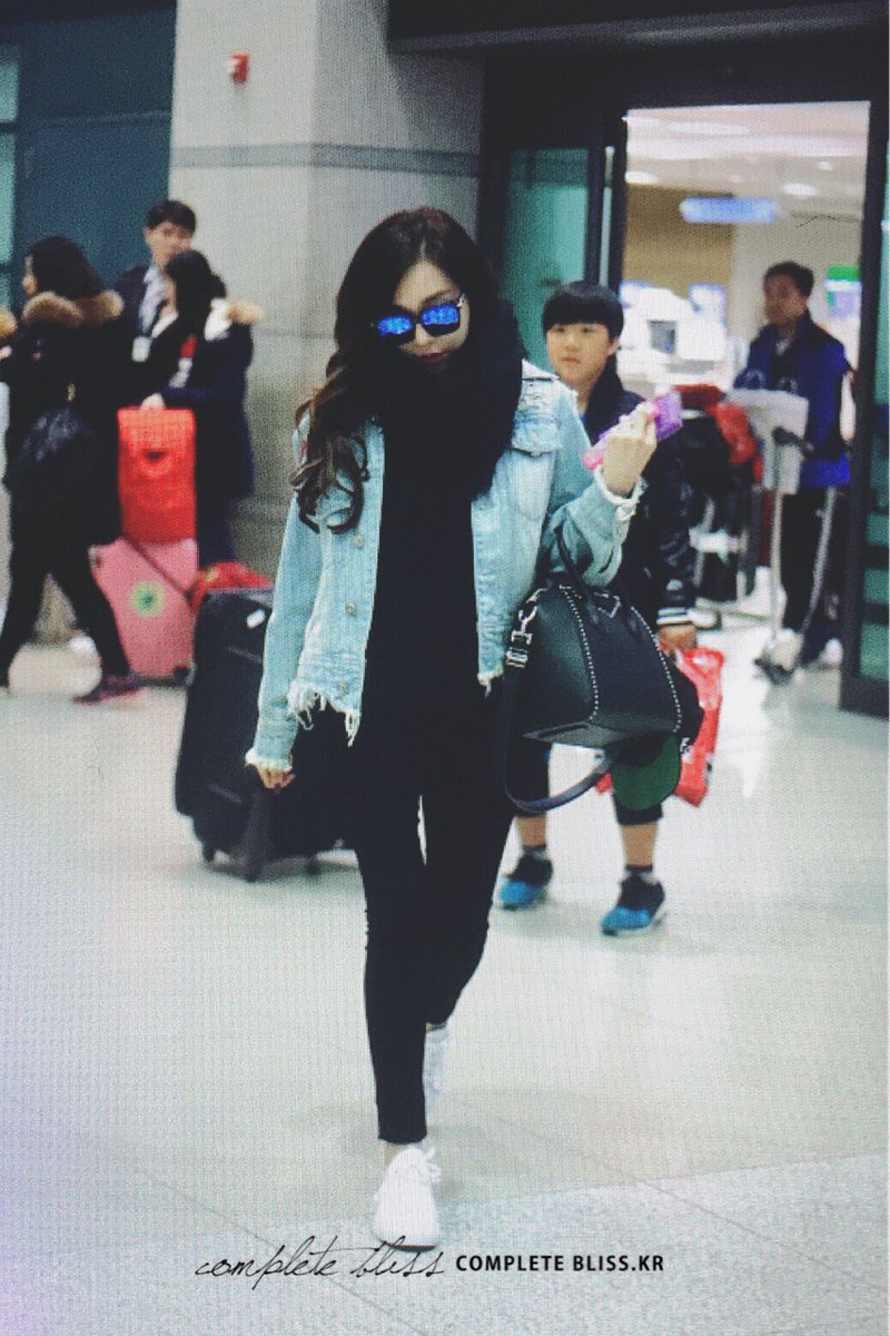 [PIC][26-02-2016]Tiffany trở về Hàn Quốc vào tối nay CcIeLYqVAAABNjR