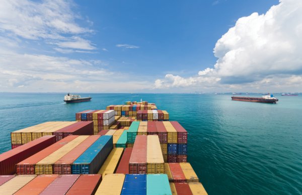 OppexCom's tweet photo. TTIP - A new era for Transatlantic Trade - CBI https://t.co/TxFWd73vBl #TTIP https://t.co/gaOjO9Jhr4