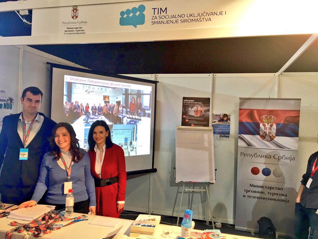 savicsava's tweet photo. I sutra - na standu @ministarstvo_tt #novetehnologije Program #AMRES #NVO #NetPatrola https://t.co/sE5E9Fu3yZ