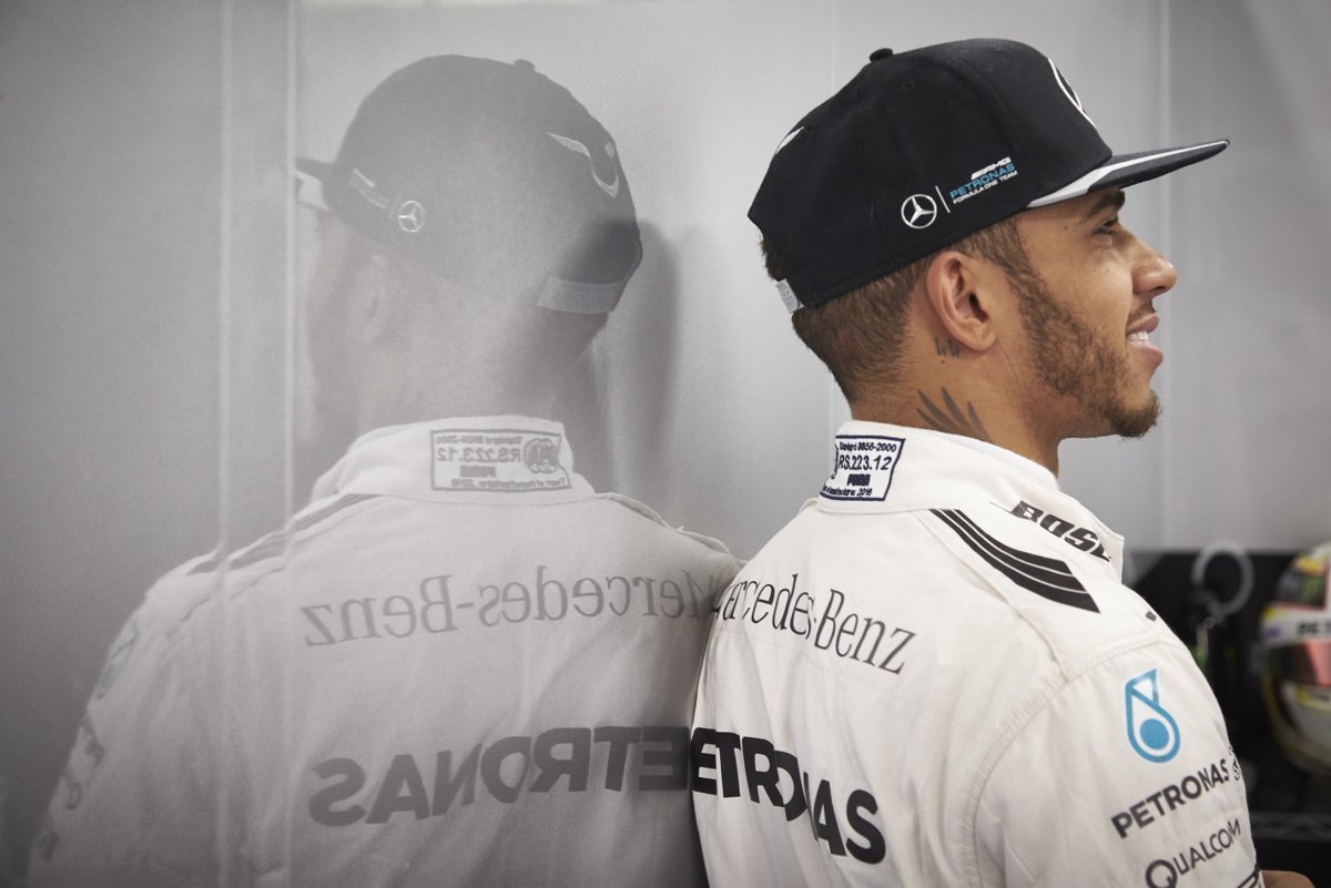 MercedesAMGF1's tweet photo. GALLERY: The #F1 W07 Hybrid BEAST is unleashed on Barcelona at the hands of Lewis &amp; Nico! -> https://t.co/LAHa8IsWbo https://t.co/1IhWIpbuNL
