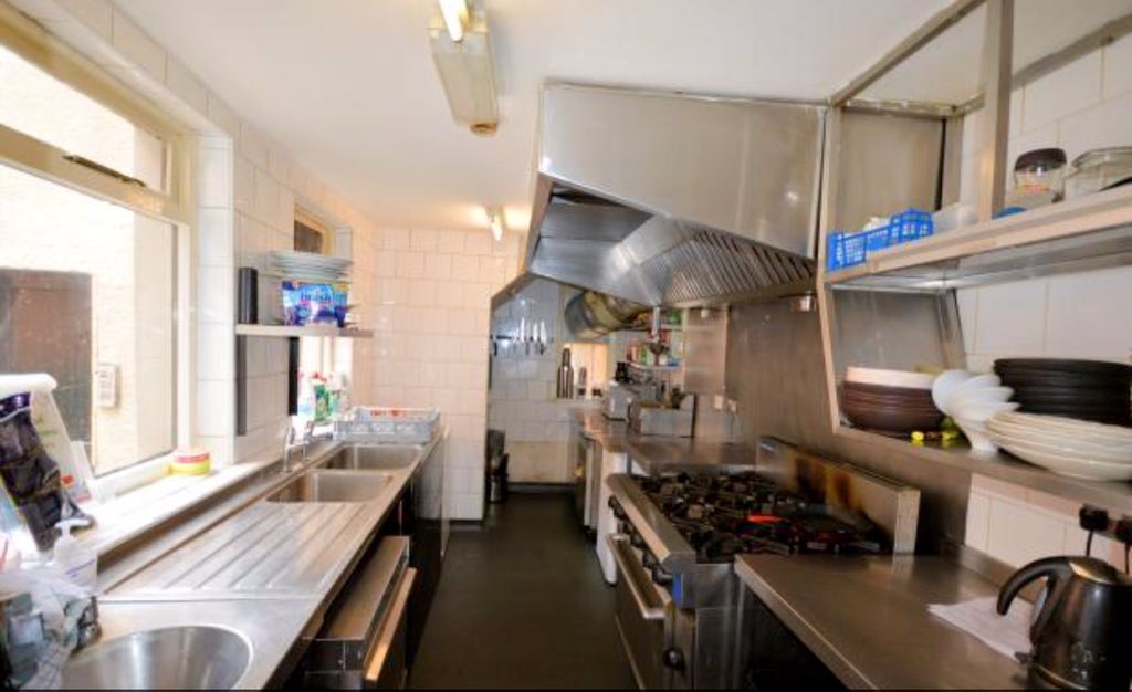 greenroomsca's tweet photo. Leasehold property for sale!!! Could suit variety of catering uses £38,000!!! https://t.co/YJDoHQEuzr