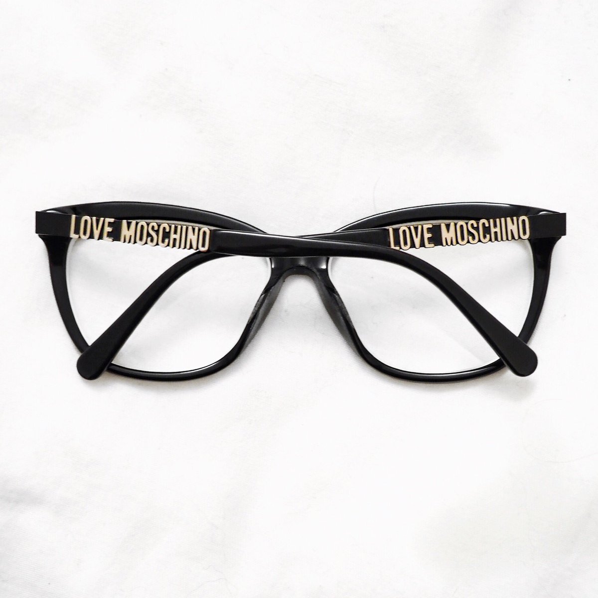 Moschino frames #fbloggers 