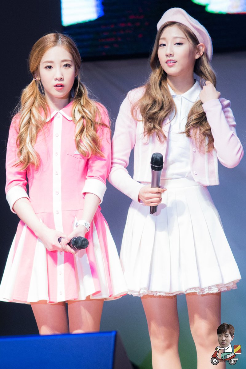 부우웅 털커덕 끽!
지애 : 헐 배중이 쟤 또 왔네....
예인 : (한심)
i.imgur.com/ZmOL0cY.jpg