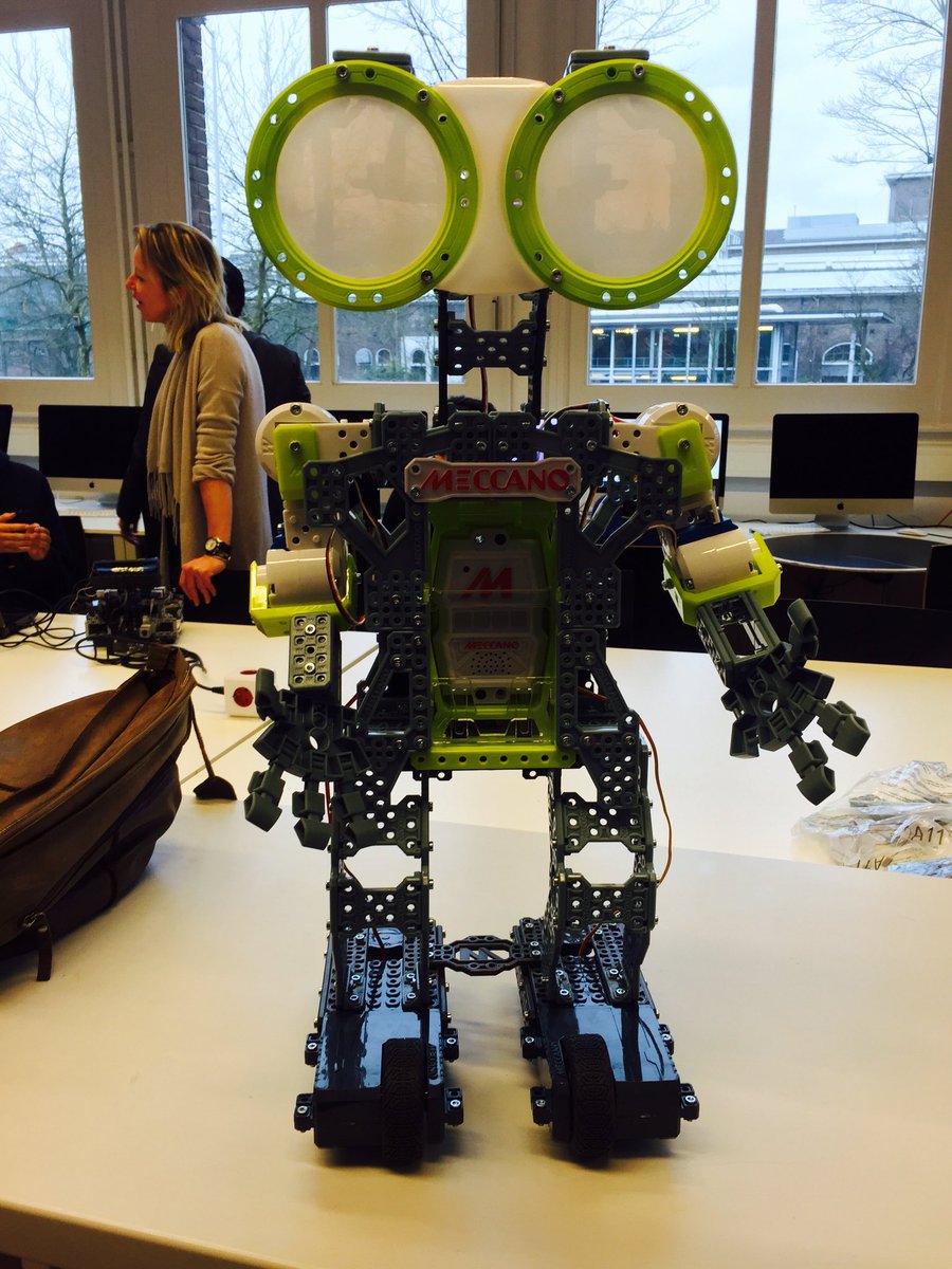 codaisseur's tweet image. Intoducing #coderclass at Highschool @metismontessori #NLtech We need more of this.