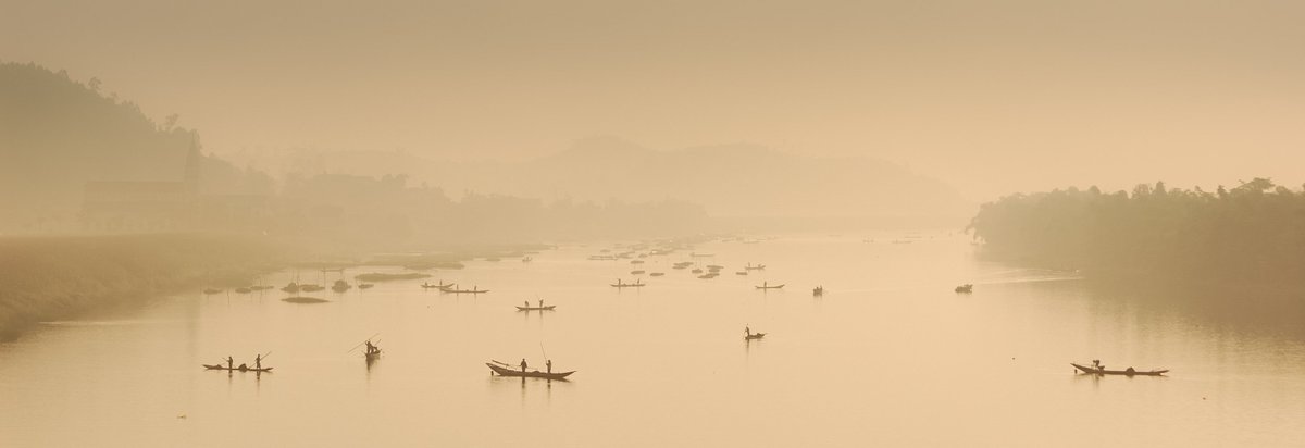 ianthuillier's tweet photo. @The @IrishTimesCultr Irish Embassy has has invited me to Vietnam in June for 2 exhibitions. https://t.co/aPG3KSKyHf https://t.co/TezrNp3VKB