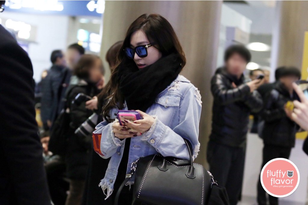 [PIC][26-02-2016]Tiffany trở về Hàn Quốc vào tối nay CcIqNHDUEAETjkv