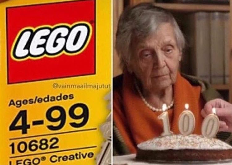 ClausDg's tweet photo. Cuando cumples 100 y ya no puedes volver a jugar con Lego #MeParteElCorazon https://t.co/JGIbh8Mjtd