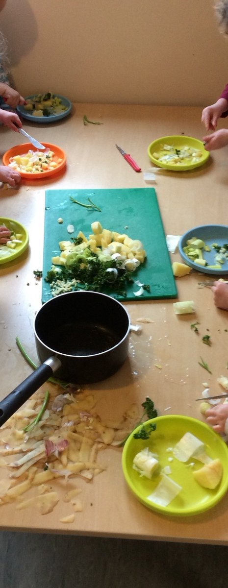 BathSpaNursery's tweet photo. The children have been busy chopping and mixing vegetables to make leek and potato soup! #HealthyEatingForChildren https://t.co/o7xwn48rjo