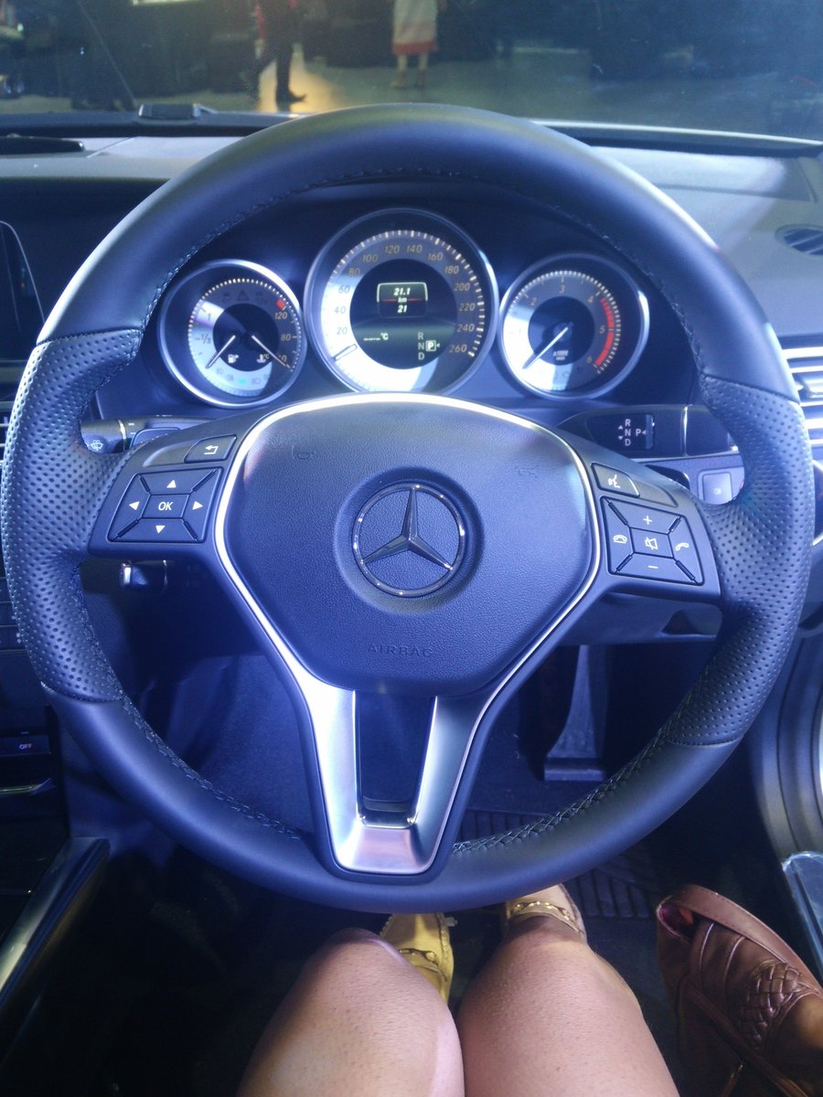 DumbbellsnDrama's tweet photo. . @MercedesBenzInd launched the Edition E to mark #20YearsOfEClass in India. BLOGGED-https://t.co/JkOEkOSuEw
#pune https://t.co/zVED8t5y6M