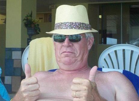 SEXTA-FÊIRA ABENÇOADA PARA NÓS PESSOAS HONESTAS HUMILDES E SINCERAS.
PRA VAGABUNDO CAIXÃO OU CADÊIA.
BOM DIA #PAZ