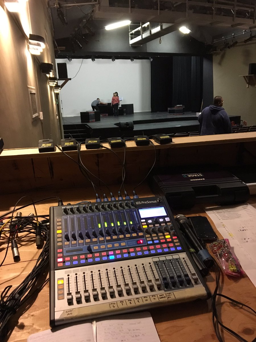 DoOoMaxim's tweet photo. Sound Assistant for UOG's upcoming production. #uogtheatre #uogtritons #gu https://t.co/k2Hgb3nxOB